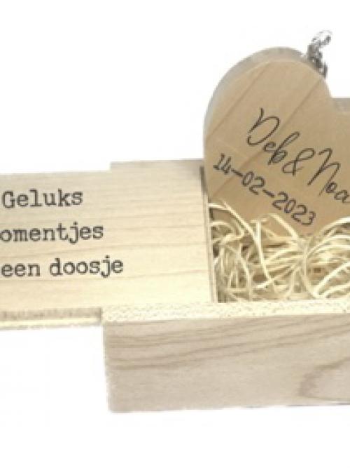 Houten gepersonaliseerde USB met doosje