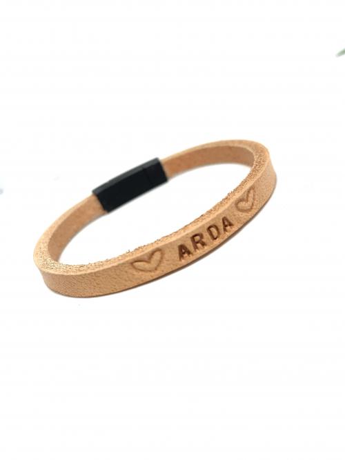 Leren armband met tekst naturel Small