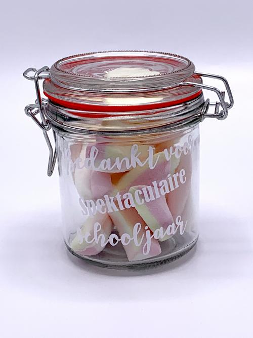 Pot met spekjes